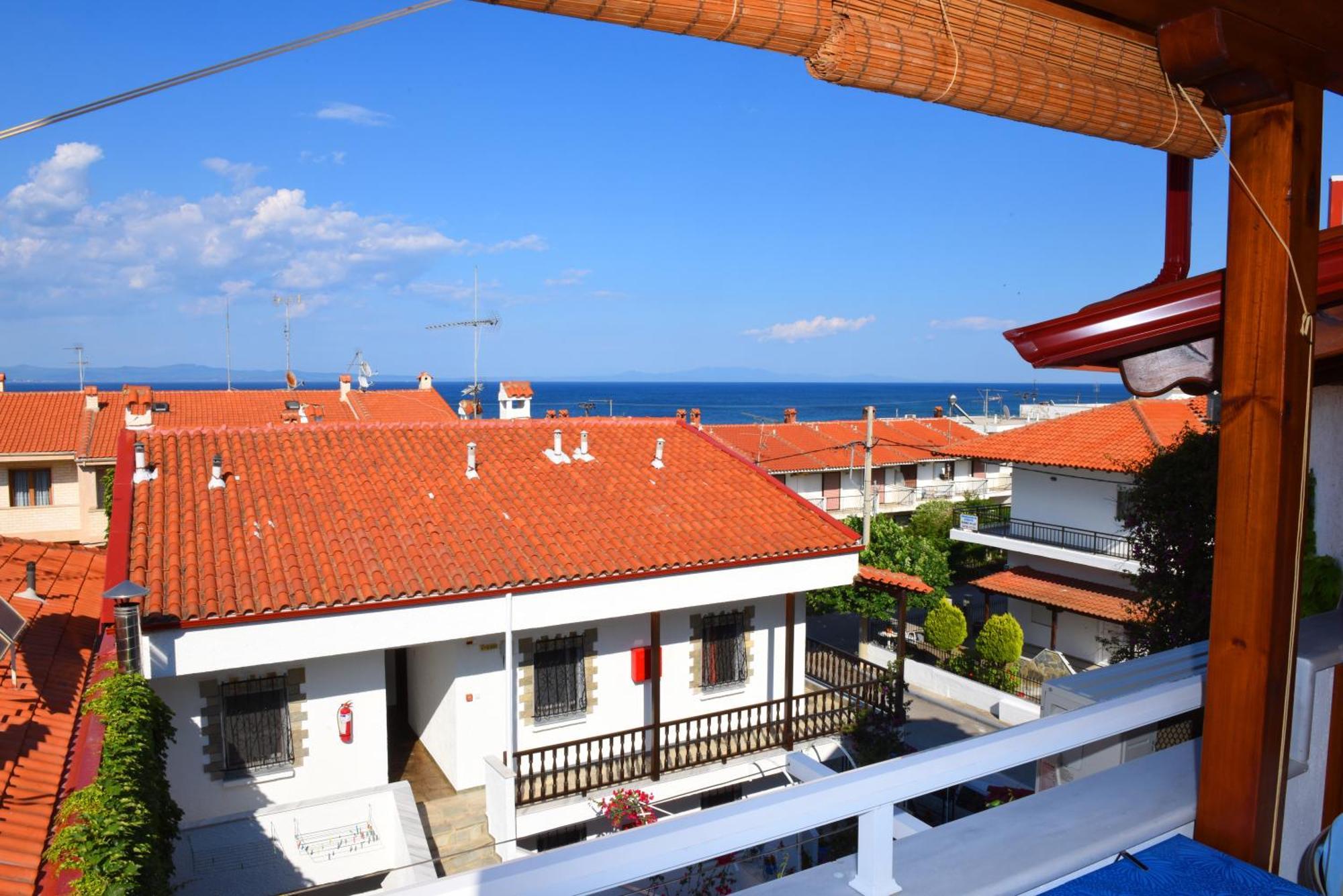Haus Niko Apartments And Suites Nea Poteidaia Habitación foto